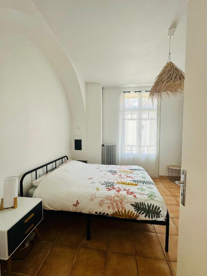 Appartement Lumineux Et Spacieux 2 Chambres Avec Parking Gratuit Dans La Rue 페르피냥 외부 사진