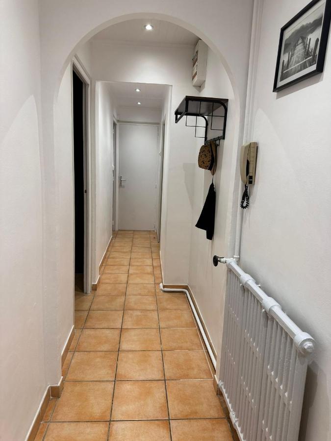 Appartement Lumineux Et Spacieux 2 Chambres Avec Parking Gratuit Dans La Rue 페르피냥 외부 사진