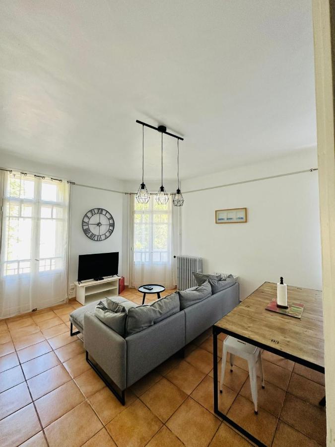Appartement Lumineux Et Spacieux 2 Chambres Avec Parking Gratuit Dans La Rue 페르피냥 외부 사진