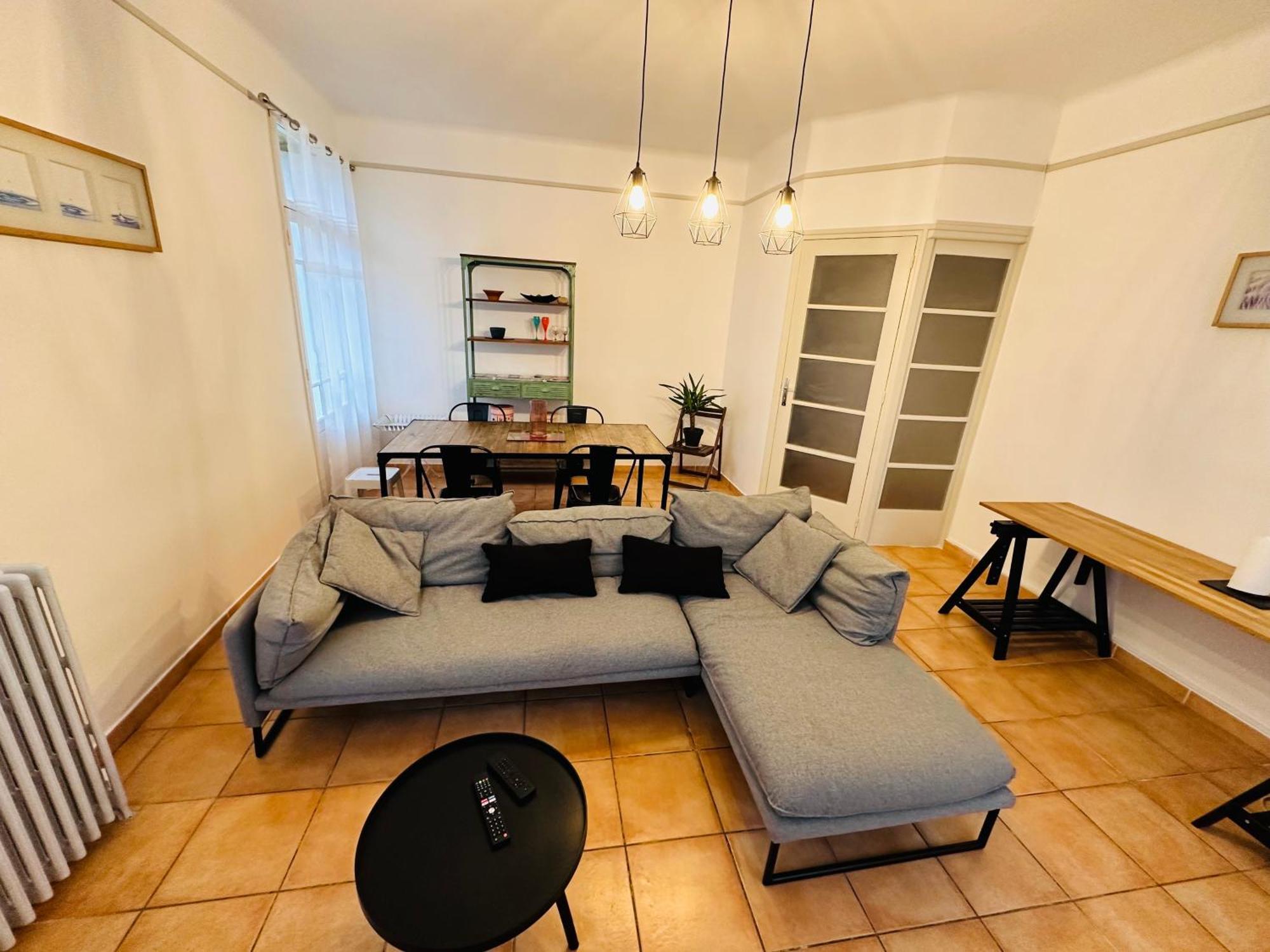 Appartement Lumineux Et Spacieux 2 Chambres Avec Parking Gratuit Dans La Rue 페르피냥 외부 사진