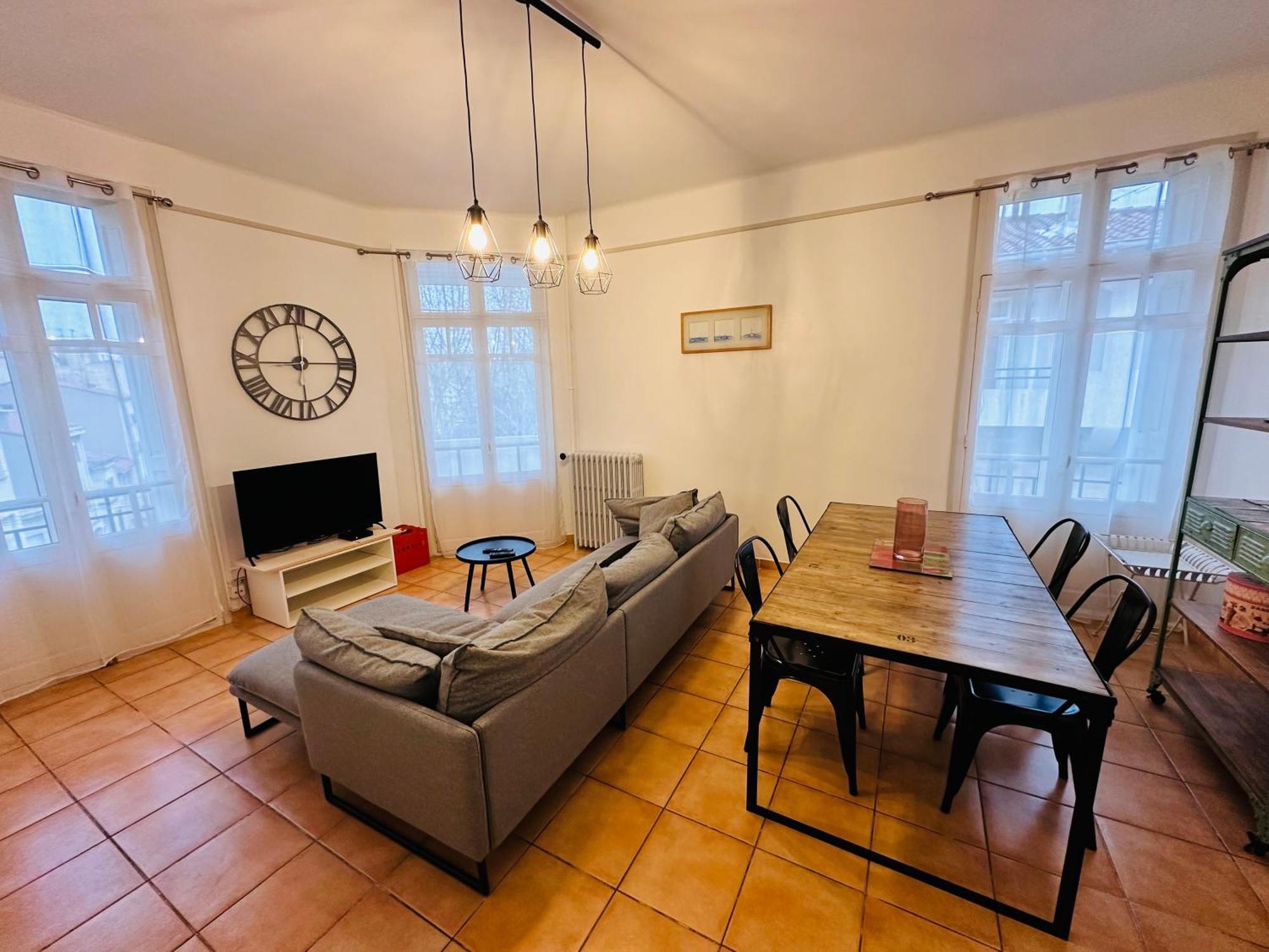 Appartement Lumineux Et Spacieux 2 Chambres Avec Parking Gratuit Dans La Rue 페르피냥 외부 사진